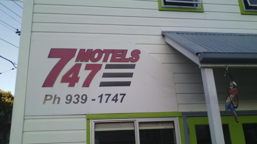 Wellington 747 Motel Exteriör bild