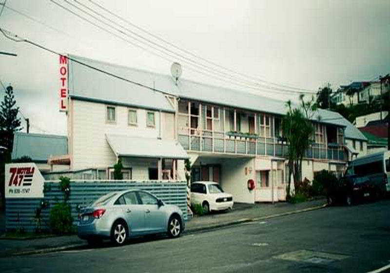 Wellington 747 Motel Exteriör bild